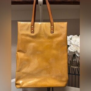 Louis Vuitton Monogram Vernis Reade butter cream bucket tote bag 💯 authentic